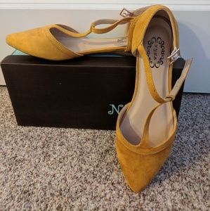 NYLA pointy toe flats